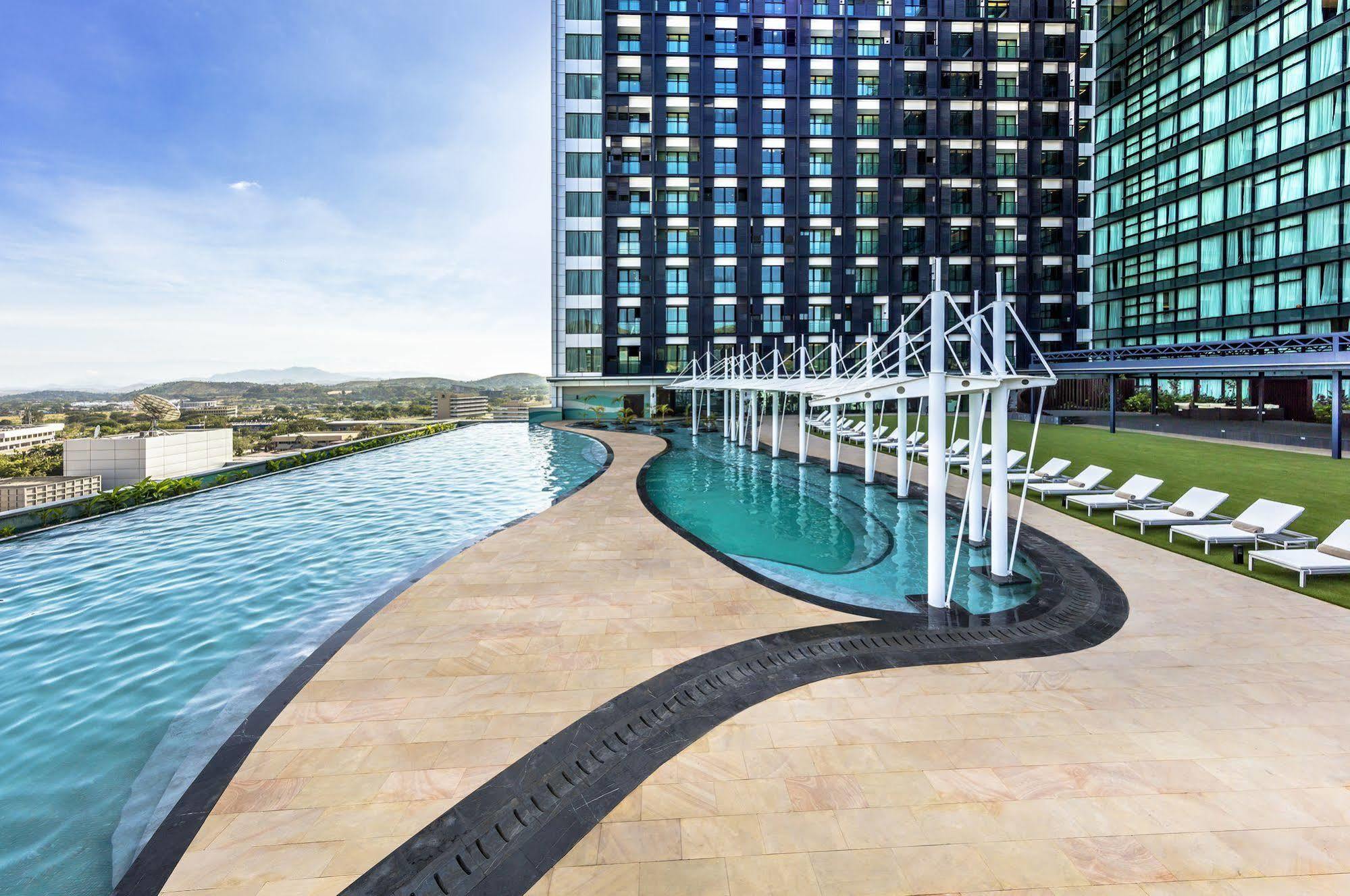 The Stanley Hotel & Suites Port Moresby Exteriör bild