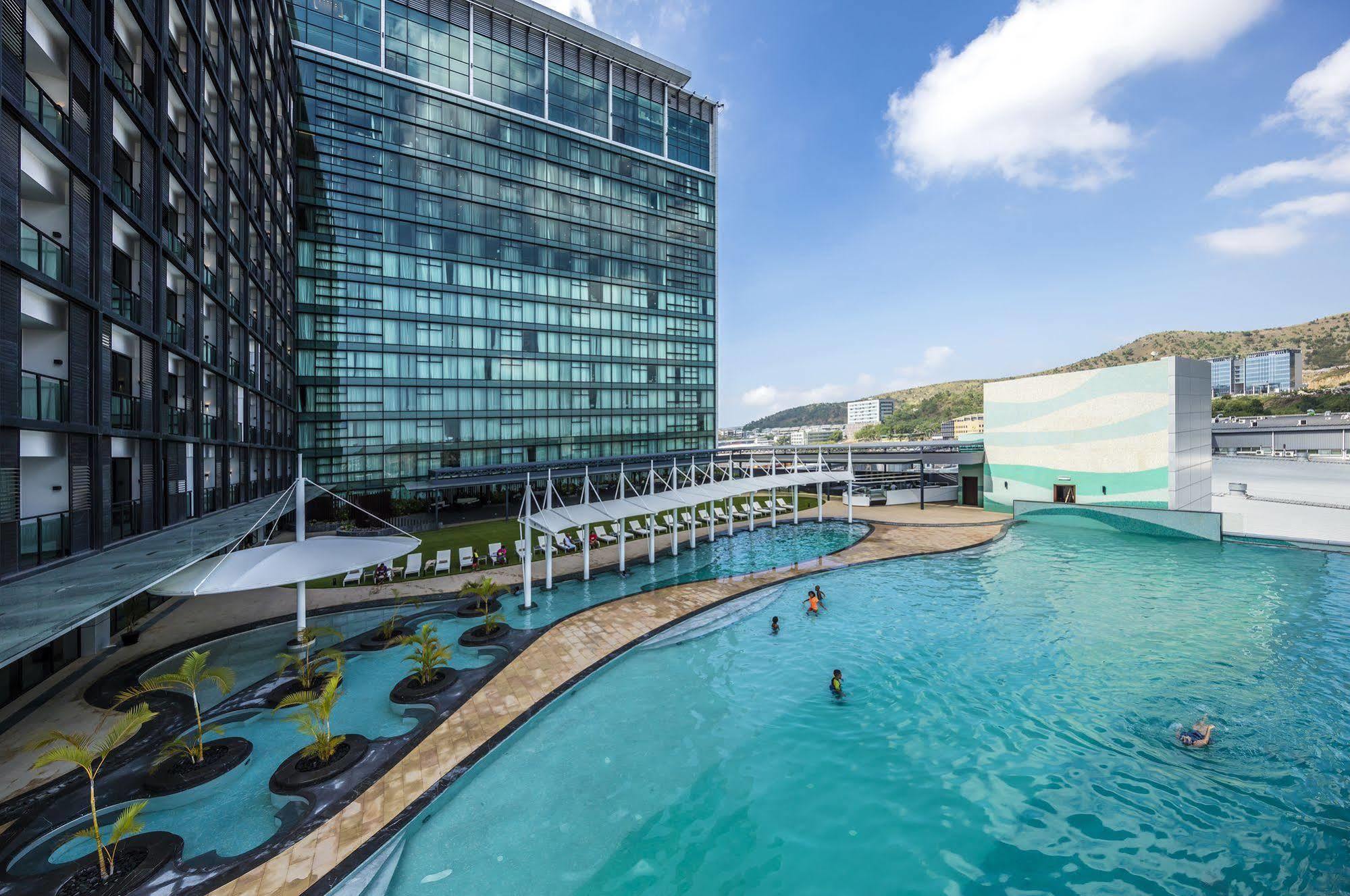 The Stanley Hotel & Suites Port Moresby Exteriör bild